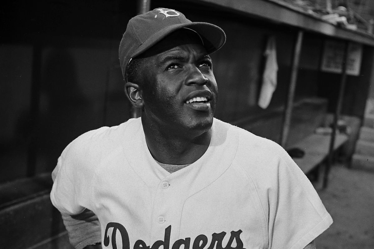 jackie robinson in the dodgers bullpen