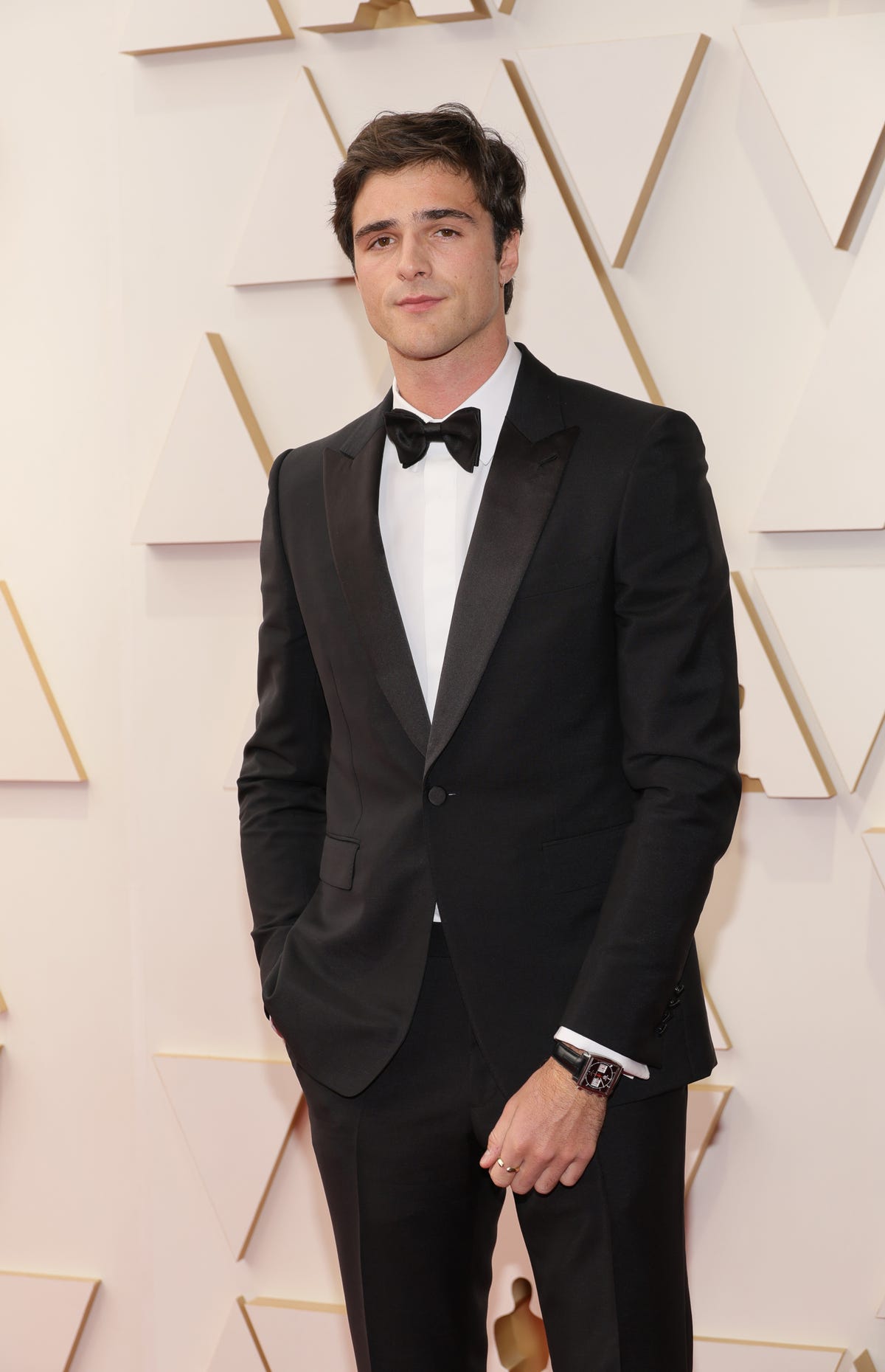 Fall 2023 Hair Trends: Jacob Elordi’s soft mullet in Venice