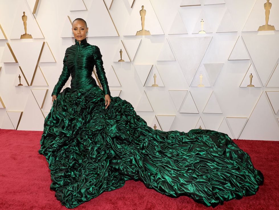 jada pinkett smith wears a gaultier couture gown on the academy awards red carpet 2022