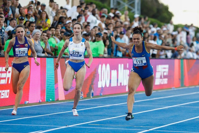 nerja mÁlaga, 25062022  la atleta jael sakura d vence en los 100 m femeninos del campeonato de españa absoluto de atletismo que se celebra hoy sábado en la localidad de nerja efeÁlvaro cabrera