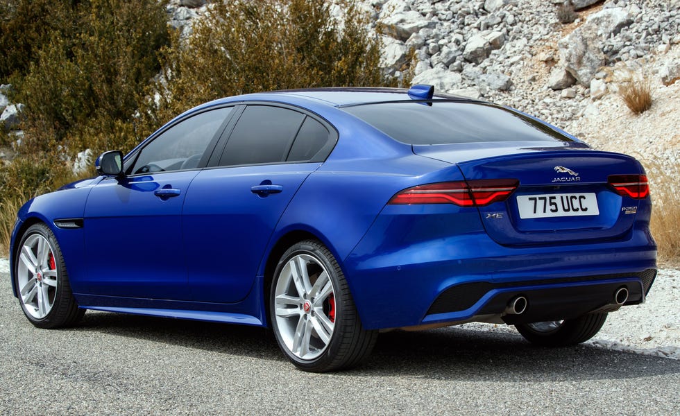 2020 jaguar xe rear