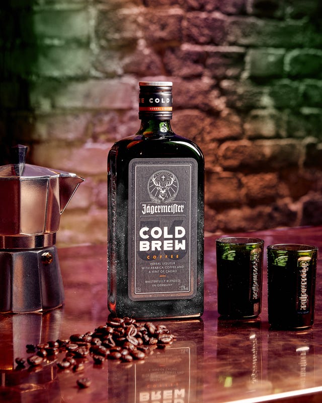 Liqueur, Drink, Distilled beverage, Alcoholic beverage, Bottle, Glass bottle, Alcohol, Whisky, Vodka, 