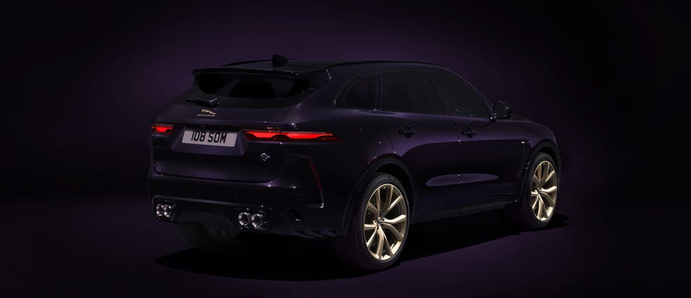 Jaguar F-Pace SVR Edition 1988 jaguar fpace svr edition 1988