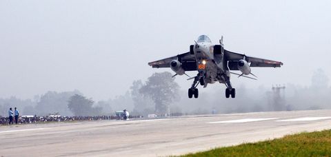 IAF Fighter Jets Make Touchdowns, Takeoffs On Lucknow-Agra Expressway