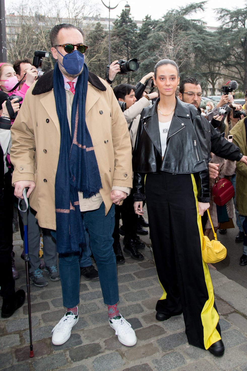 victoria federica marichalar con su padre jaime marichalar en el desfile de loewe en la semana de la moda de parís