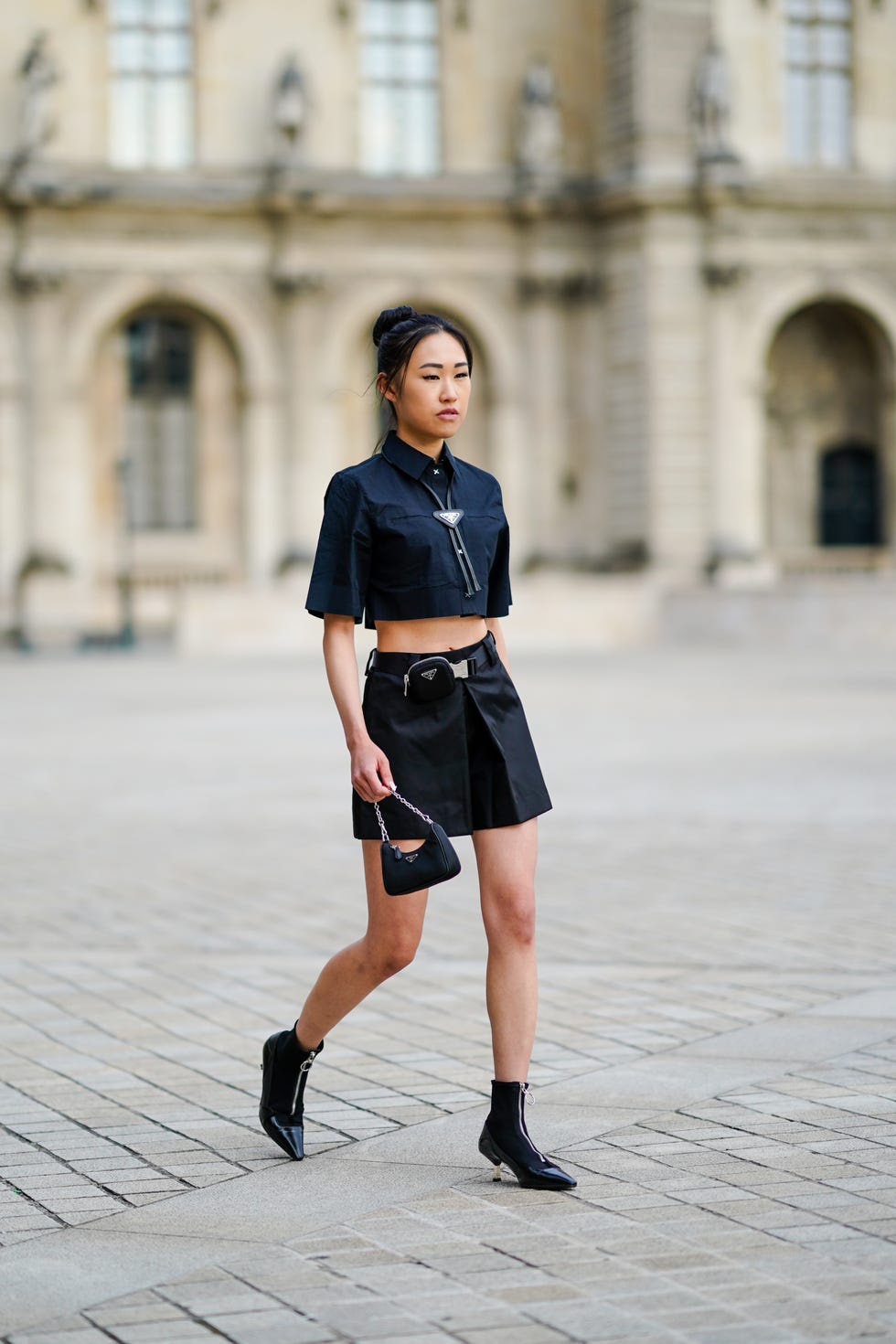 https://hips.hearstapps.com/hmg-prod/images/jaime-xie-wears-an-alexander-wang-black-cropped-top-a-prada-news-photo-1621354307.?crop=0.881xw:0.881xh;0.0570xw,0.119xh&resize=980:*