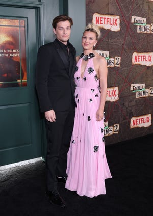 netflix enola holmes 2 premiere