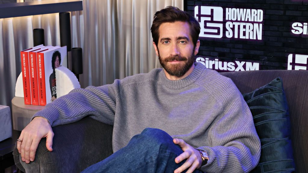 preview for Jake Gyllenhaal | Explain This