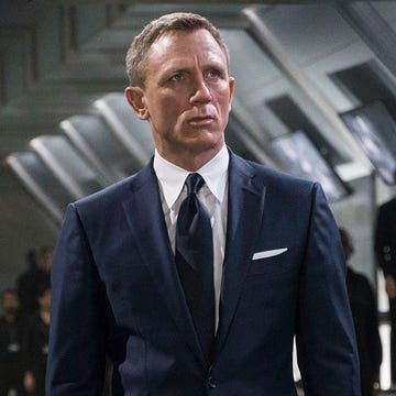 james bond muere