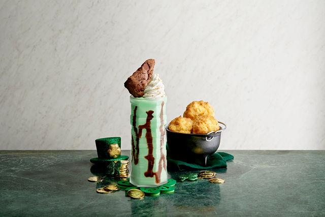 Food, Frozen dessert, Dessert, Ice cream, Cuisine, Sweetness, Ice cream cone, Dairy, Sundae, Sorbetes, 