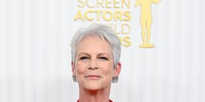 jamie lee curtis in a red dress at the 29th annual screen actors guild awards arrivals