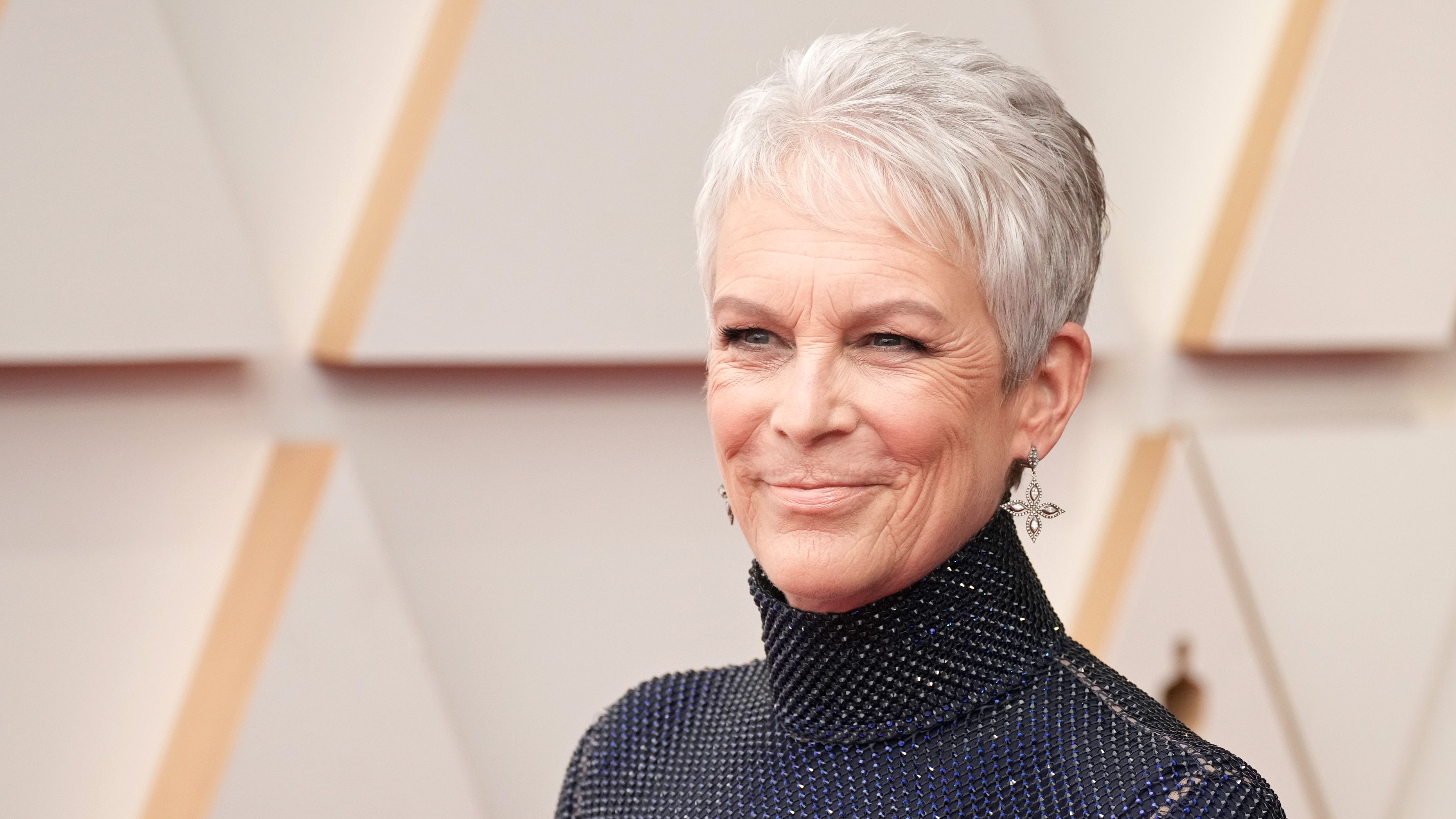 Jamie Lee Curtis Posts Throwback '80s Pic From 'Perfect' Film