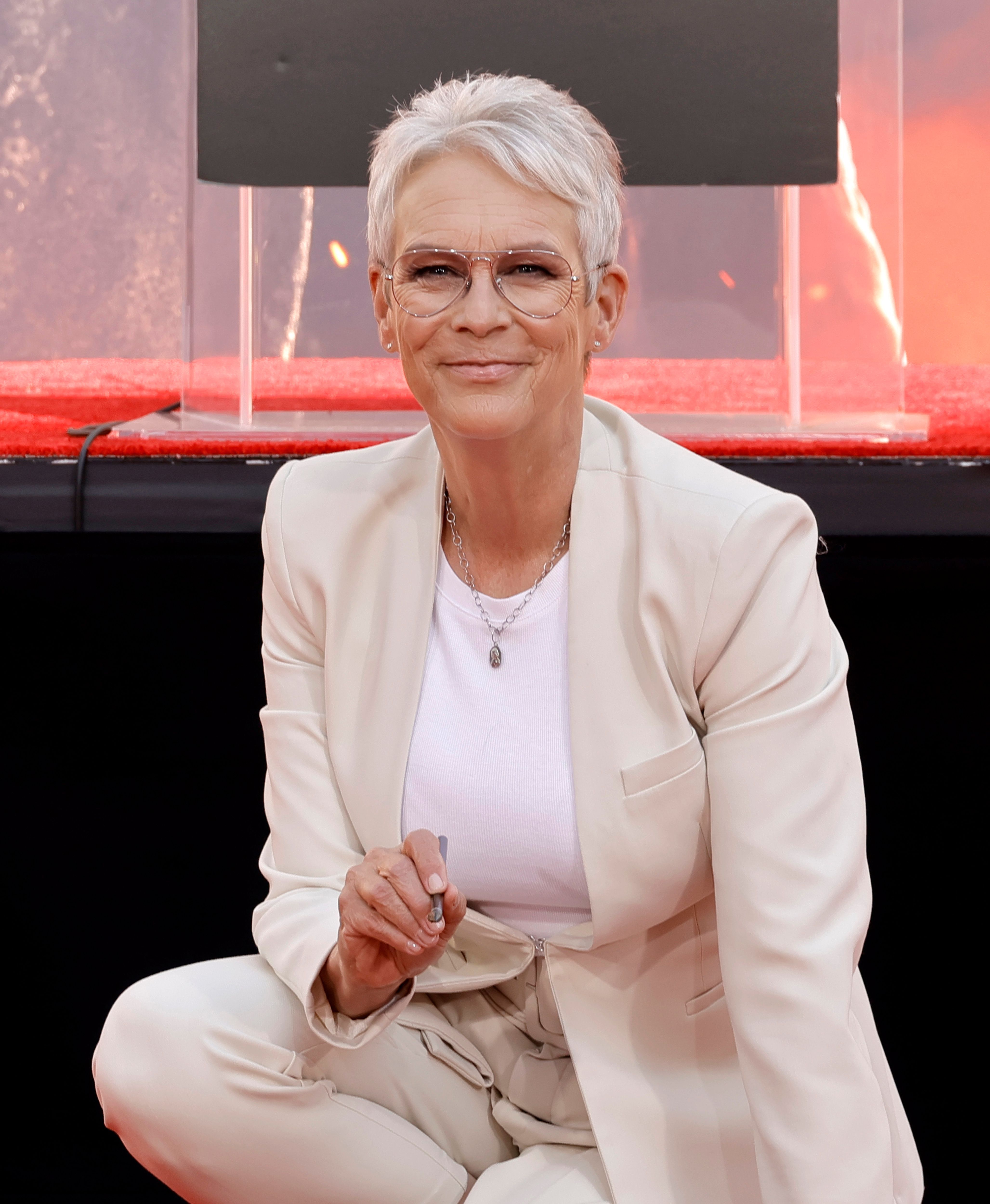 Jamie Lee Curtis Poses Nude And In A Bathing Suit In NYT Photos picture