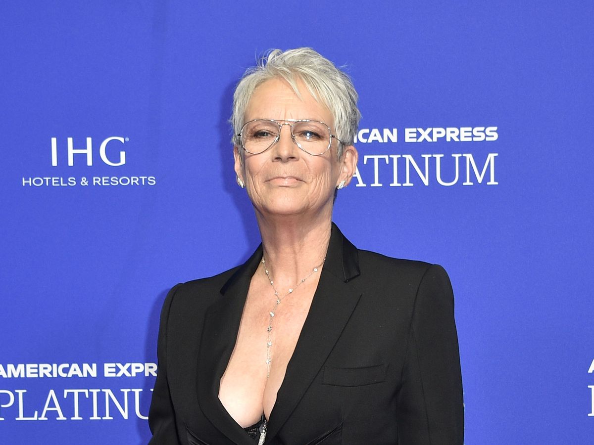 Jamie Lee Curtis, 64, Rocks Plunging Blazer and Lace in New IG