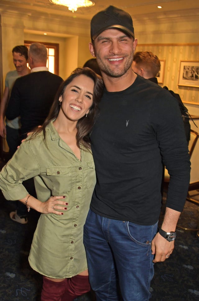janette manrara and aljaž Škorjanec
