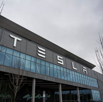 tesla informs about planned expansion of the factory