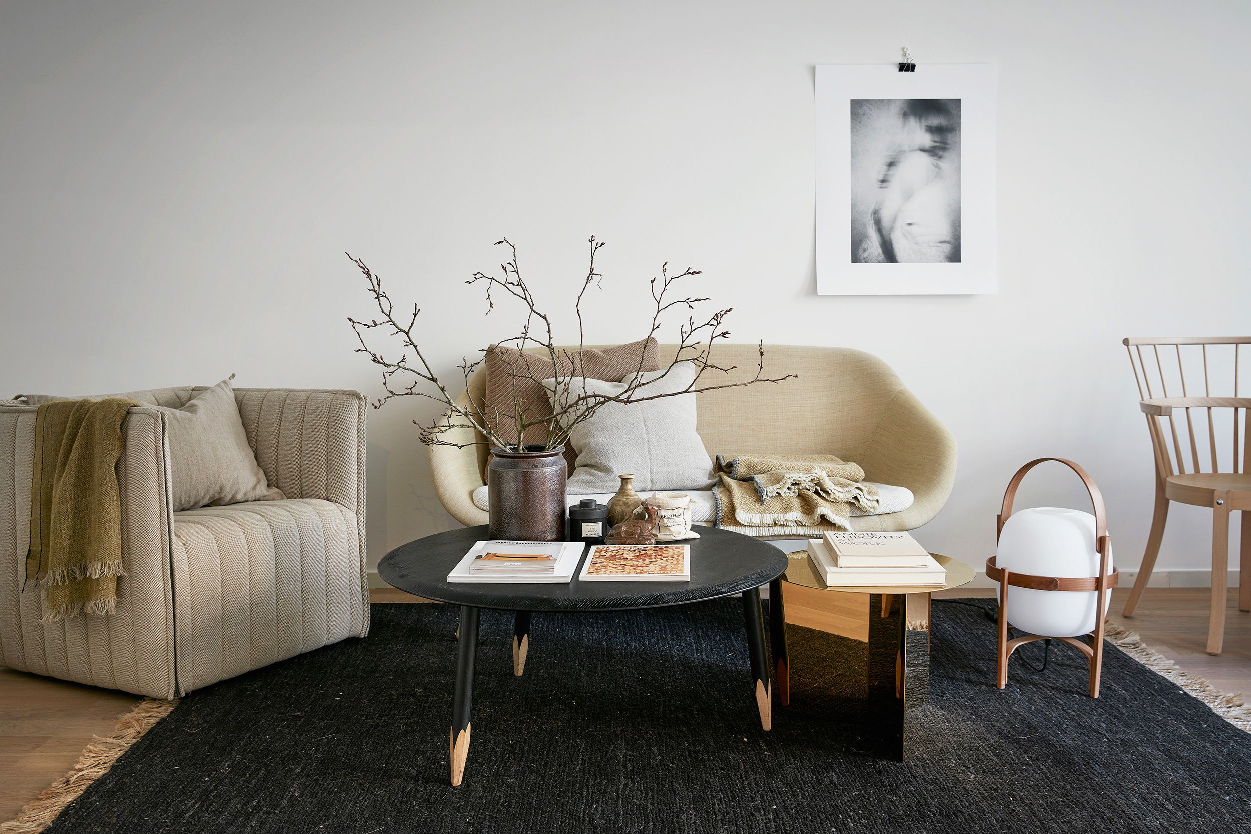 23 Stylish Minimalist Living Room Ideas - Modern Living Room Decorating  Tips And Inspiration