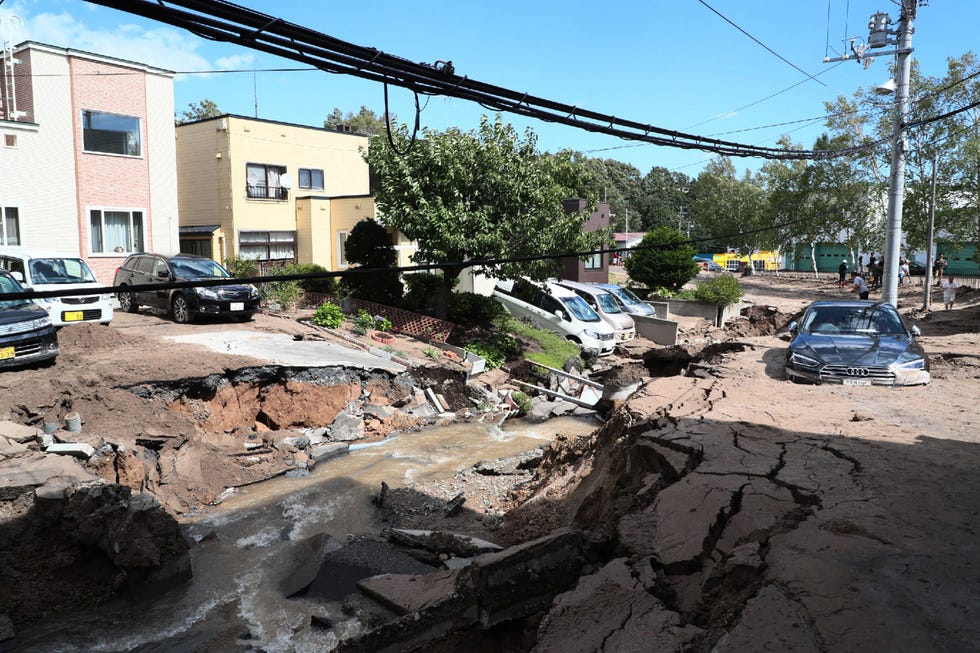 The Most Devastating Photos of the Aftermath of the Japan Earthquake ...