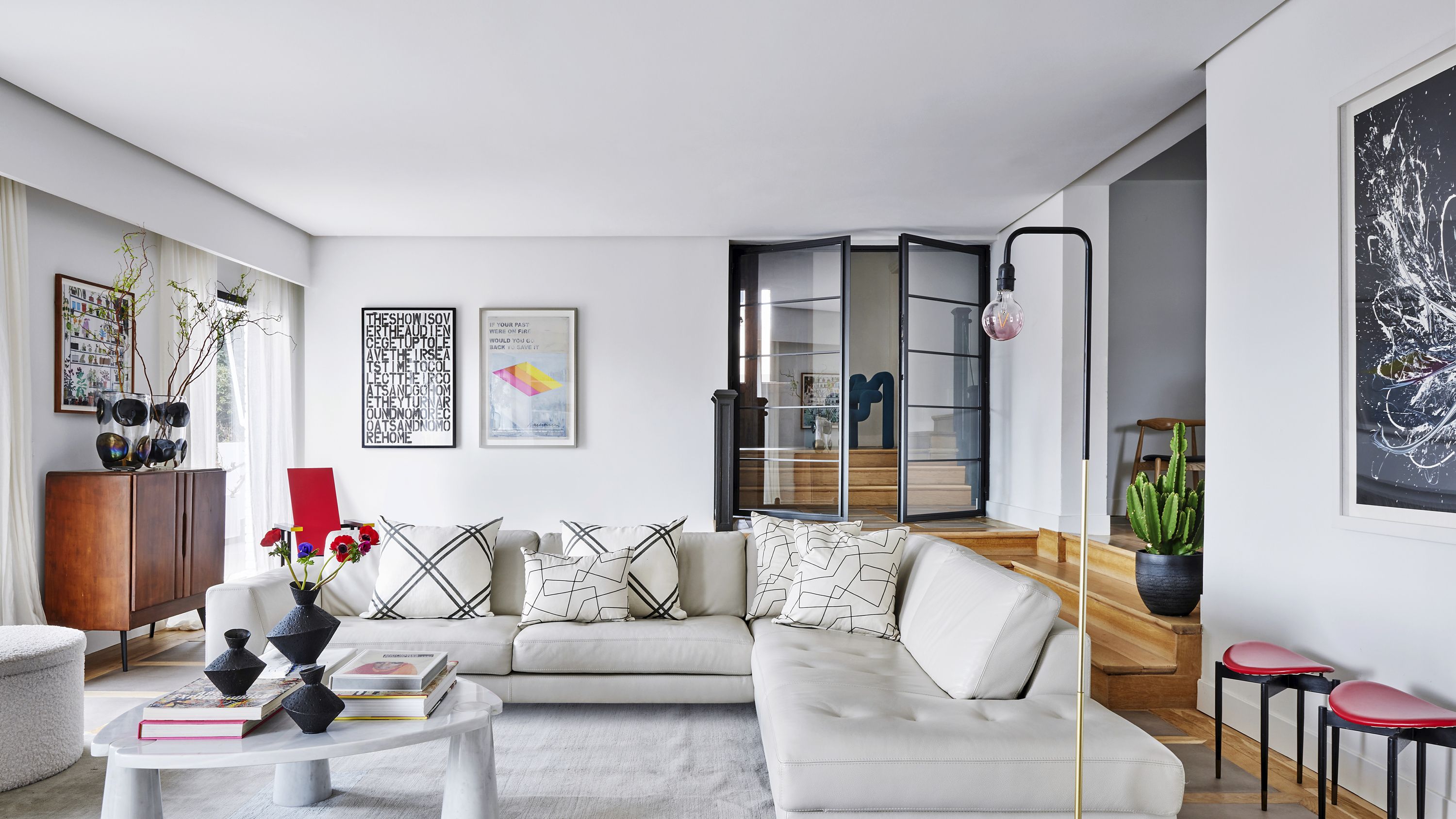 comprar mesa lacada blanca de diseño - Madrid - Muebles San Francisco