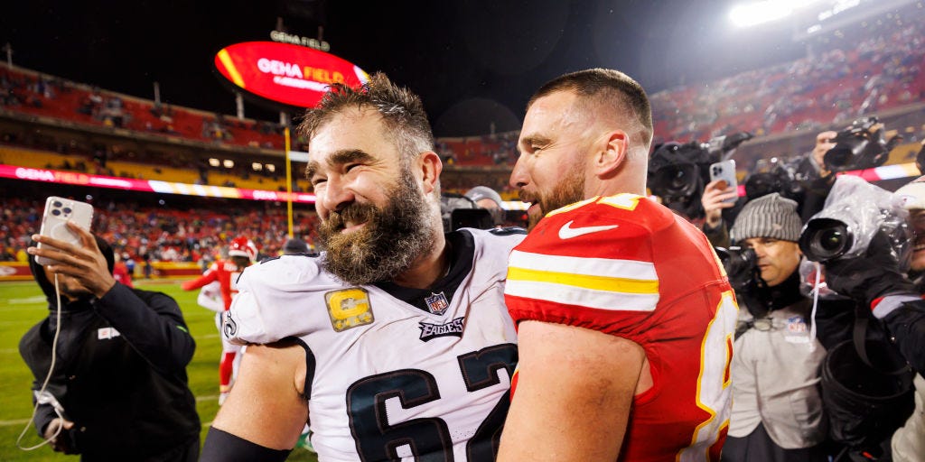 Jason Kelce Claims He Could 'Destroy' Travis In A Drinking Game Because He Has The 'Mental Advantage'