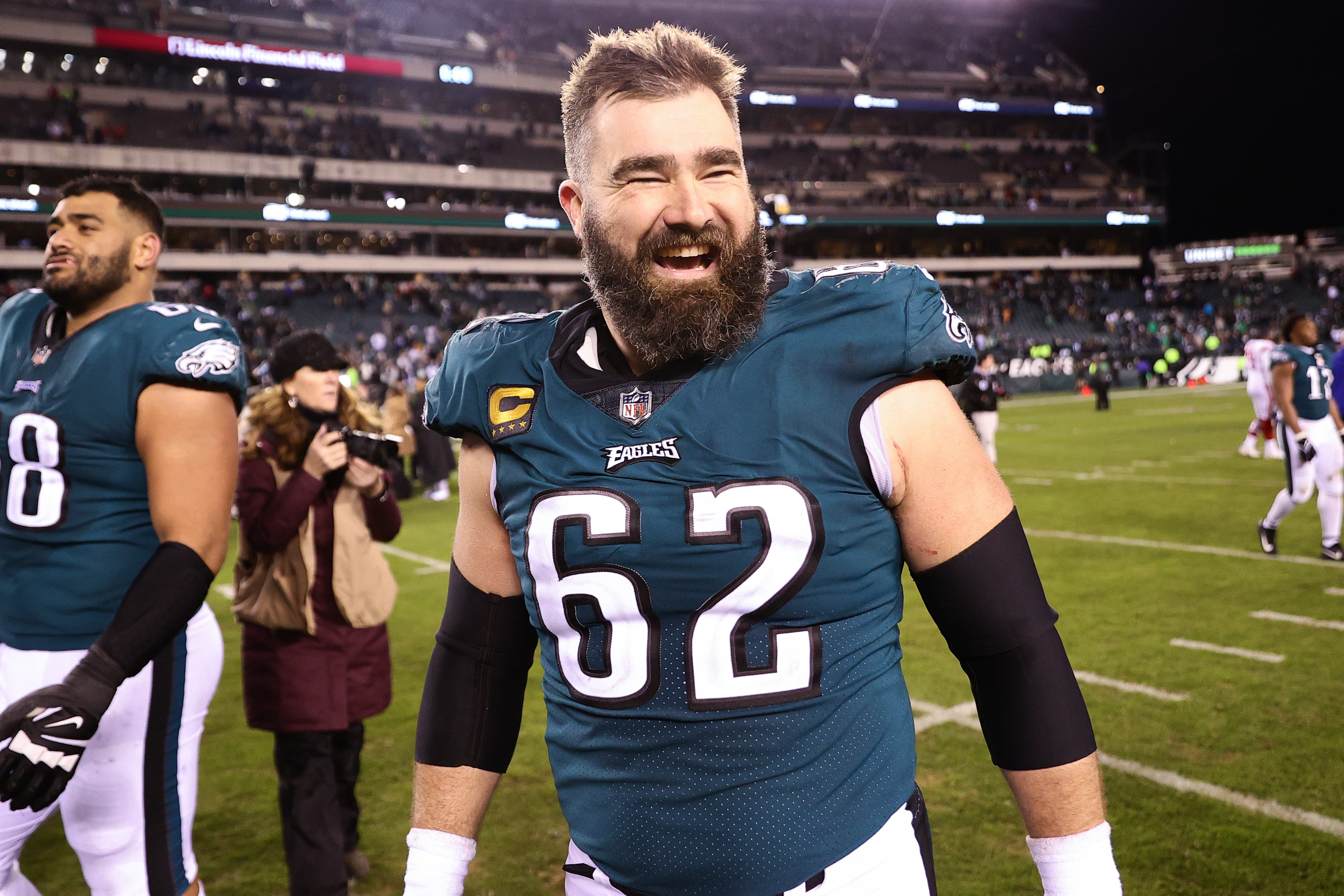 Eagles star Jason Kelce's latest viral outfit, explained