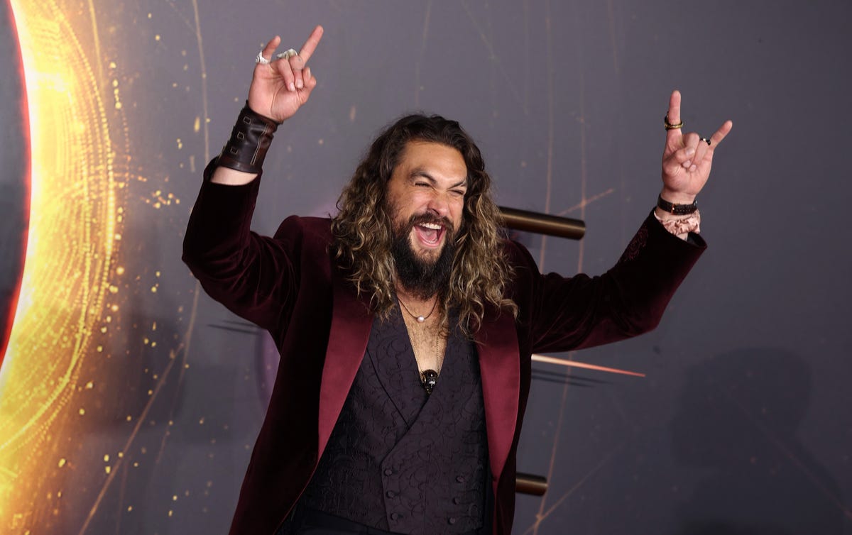 El Bonito Gesto De Jason Momoa Con Uno De Sus Mejores Amigos En El último Concierto De Metallica 1278