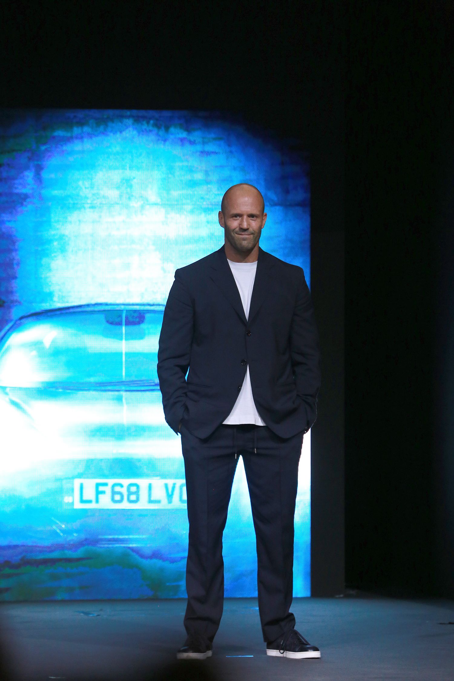 Jason 2025 statham traje