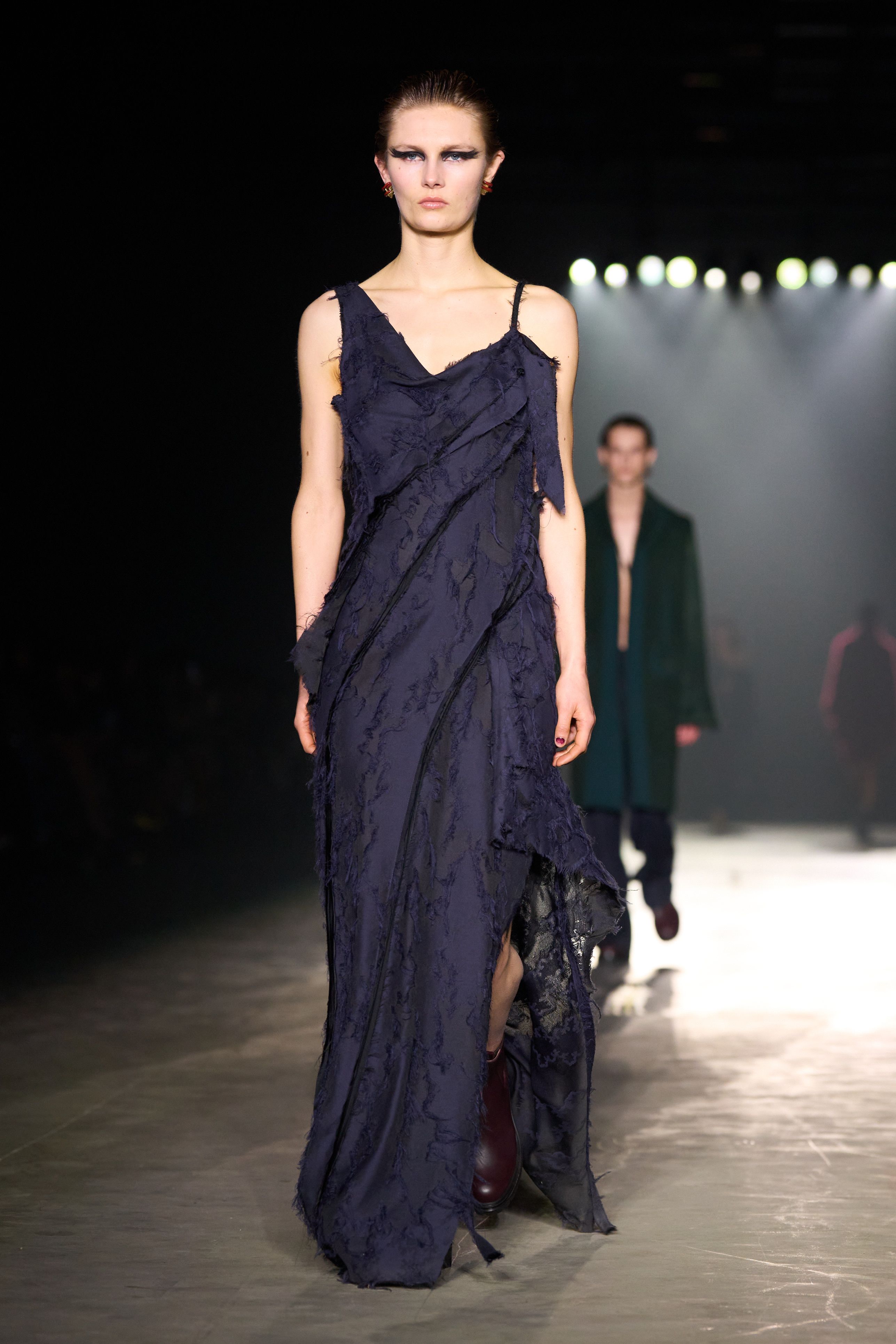 ジェイソン ウー（JASON WU）2024-25秋冬コレクション