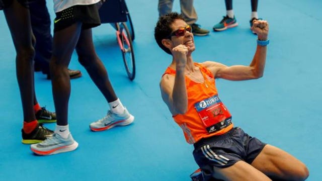 Javi Guerra en el Maratón de Sevilla