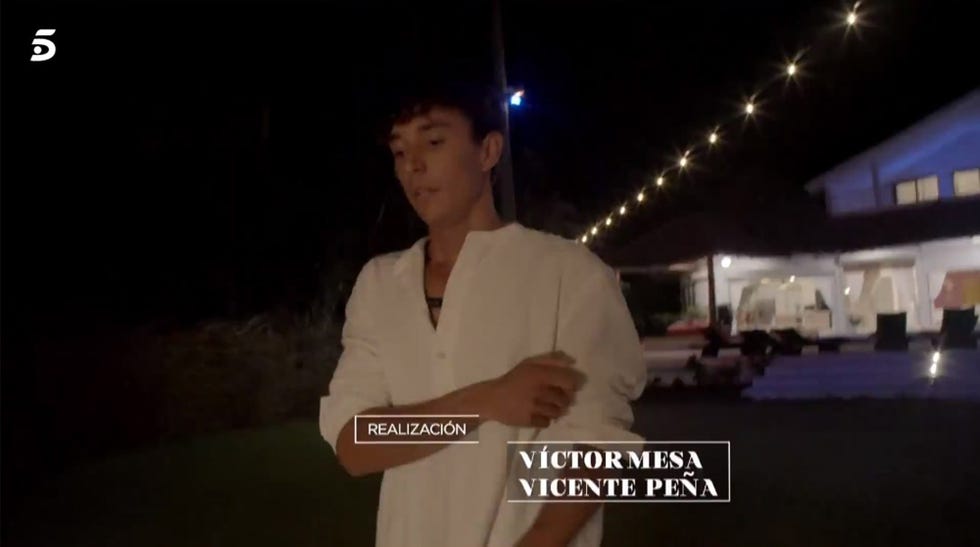 javi se cuela en la villa de las chicas en la isla de las tentaciones 5