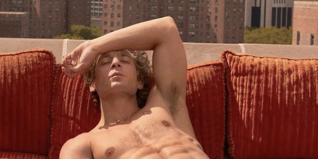 Jeremy Allen White Stars in Jaw-Droppingly Sexy Calvin Klein Underwear Ad