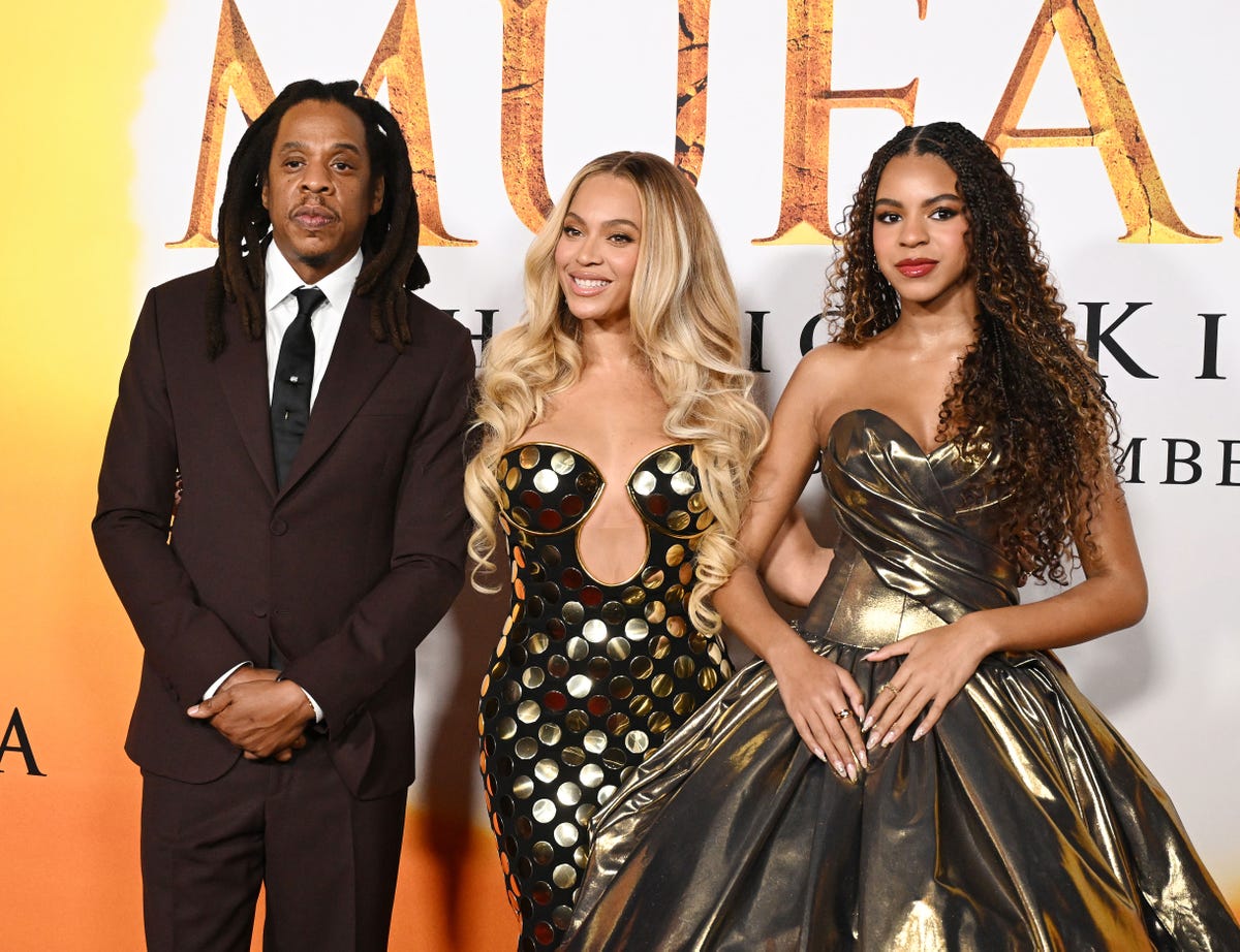 Beyonce Performs At Atlantis The Royal Hotel In Dubai