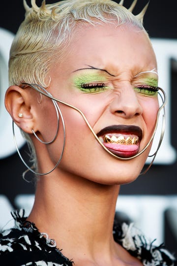 grillz gioielli denti tendenza moda