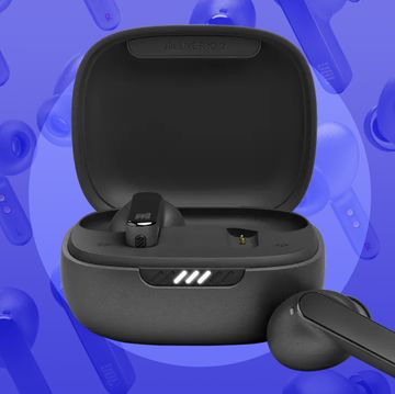 jbl live pro 2 earbuds and charging case