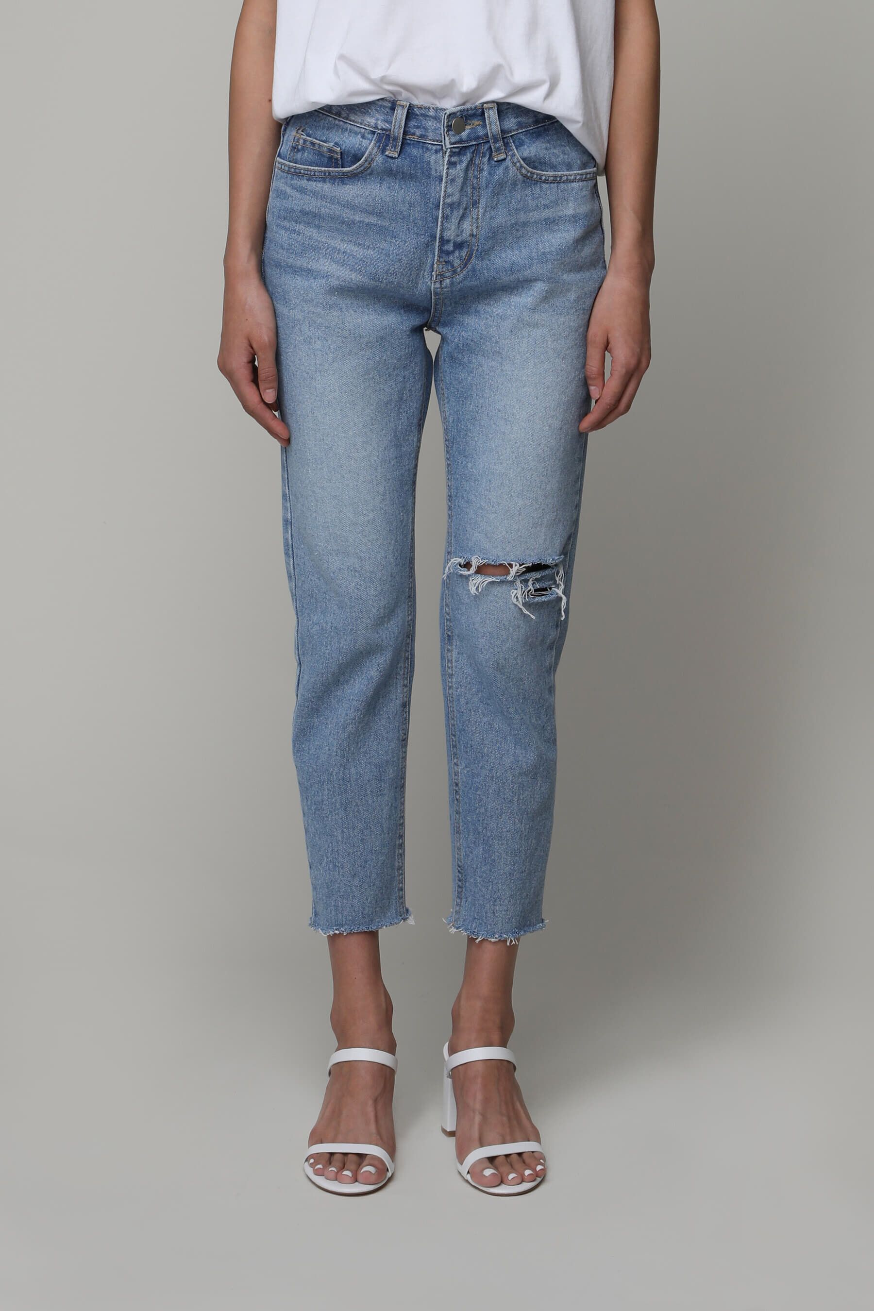 oat  fort ripped knee jeans