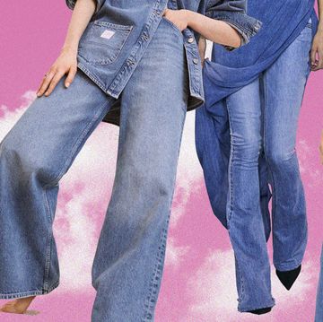 nonostante lo scenario denim sia vestissimo, i modelli jeans 2021 che davvero faranno la differenza li trovi qui, super green, bellissimi, used e riciclati