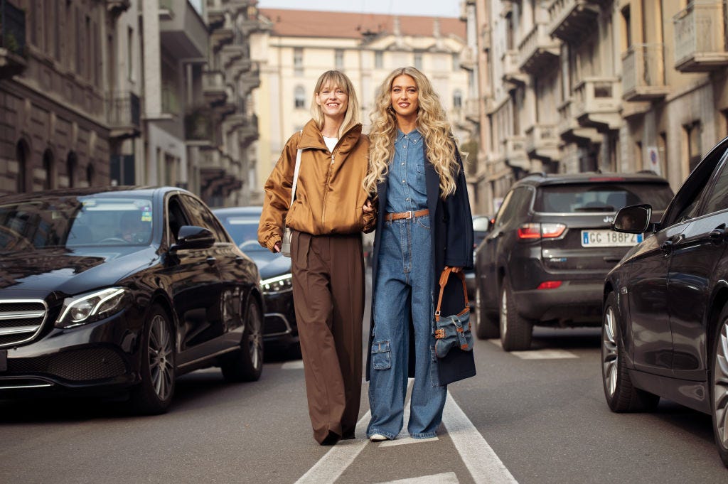 Accessori per l'auto da donna: le tendenze del 2024