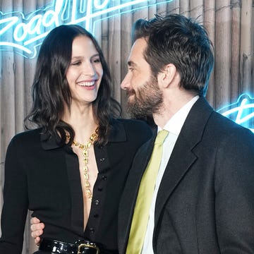 jake gyllenhaal and jeanne cadieu at the road house premiere