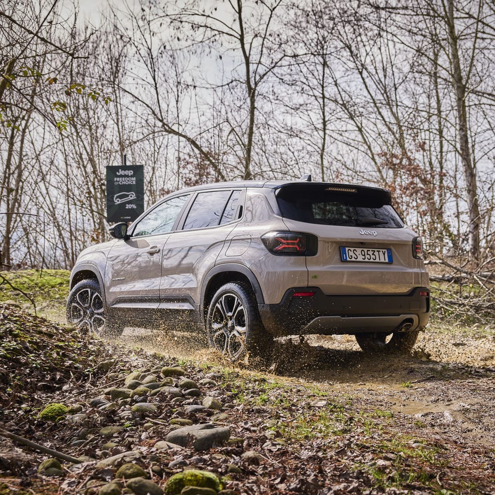 Jeep Avenger E-Hybrid jeep avenger ehybrid