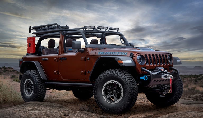 Jeep Reveals Gladiator, Grand Cherokee, and Wrangler Concepts