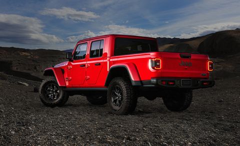 Jeep-JT-gladiator-pickup-launch-edition