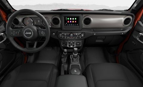gladiator-interior-jeep