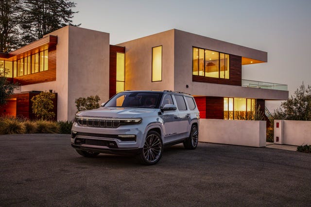 Jeep Grand Wagoneer 2022 long