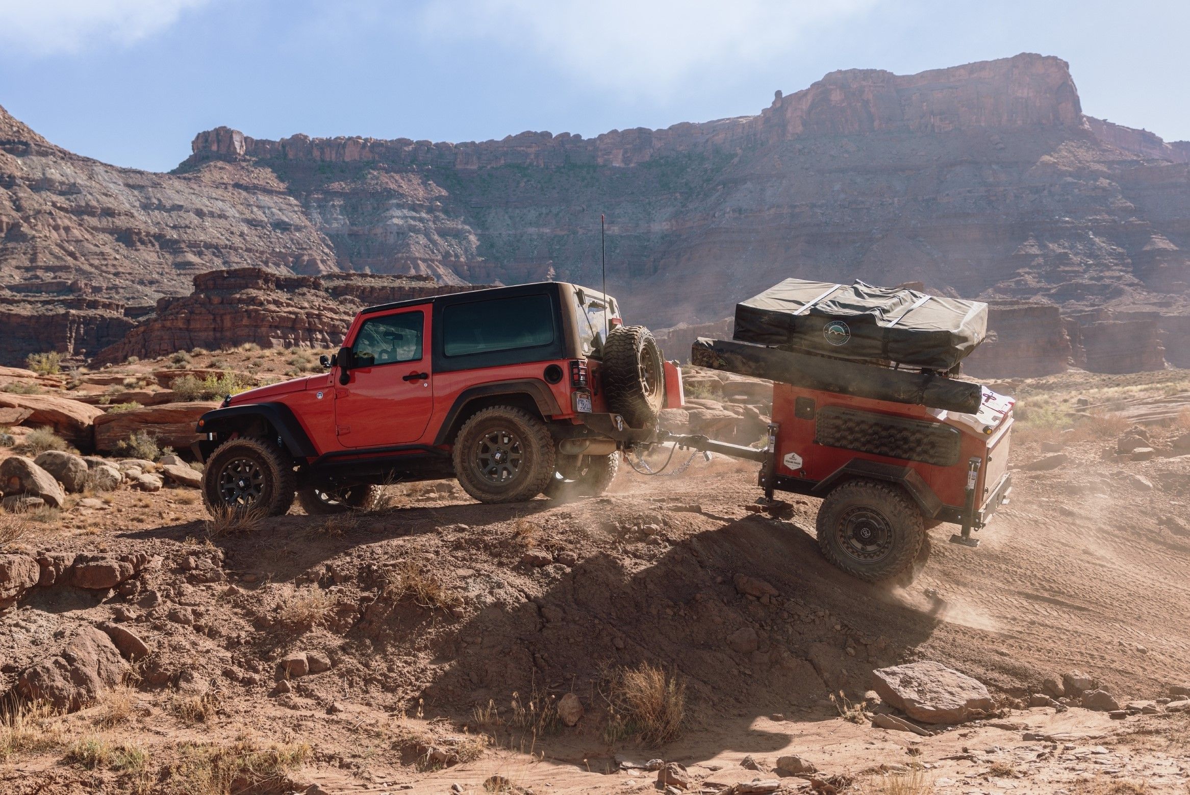 El primer remolque caravana de Jeep que se atreve con todo