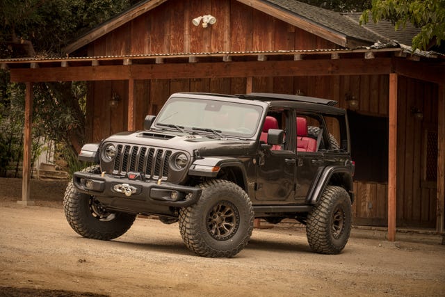 Jeep Wrangler 392 Concept Teases the Ultimate Wrangler