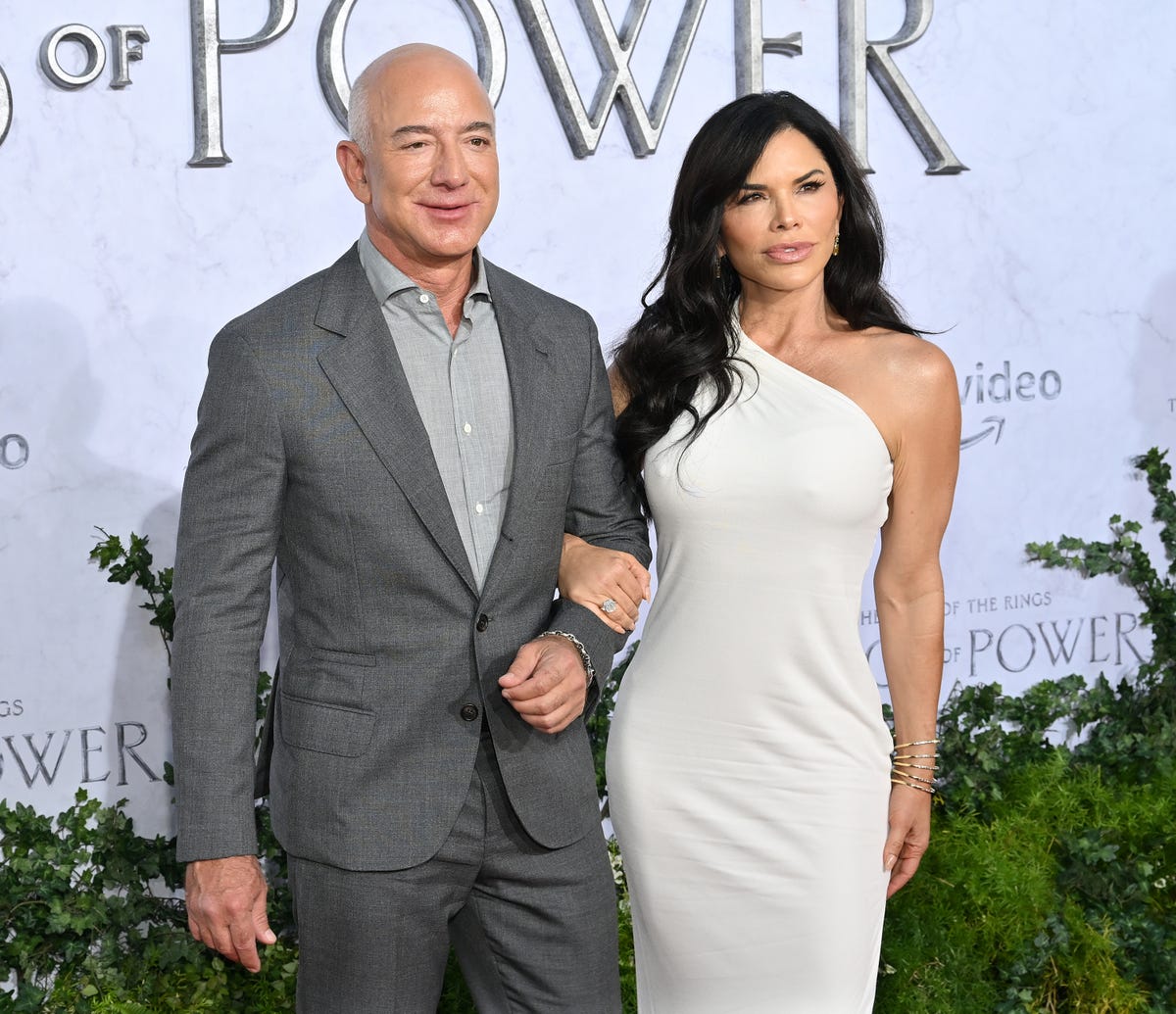 Jeff Bezos Pledges to Donate Most of His Wealth In His Lifetime