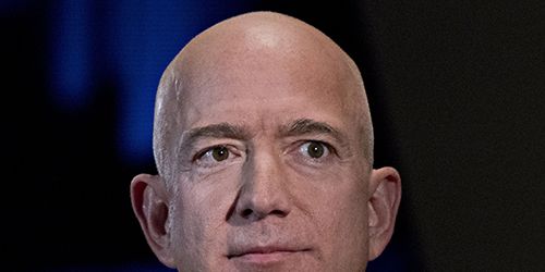 Jeff Bezos - Space, Wife & Amazon
