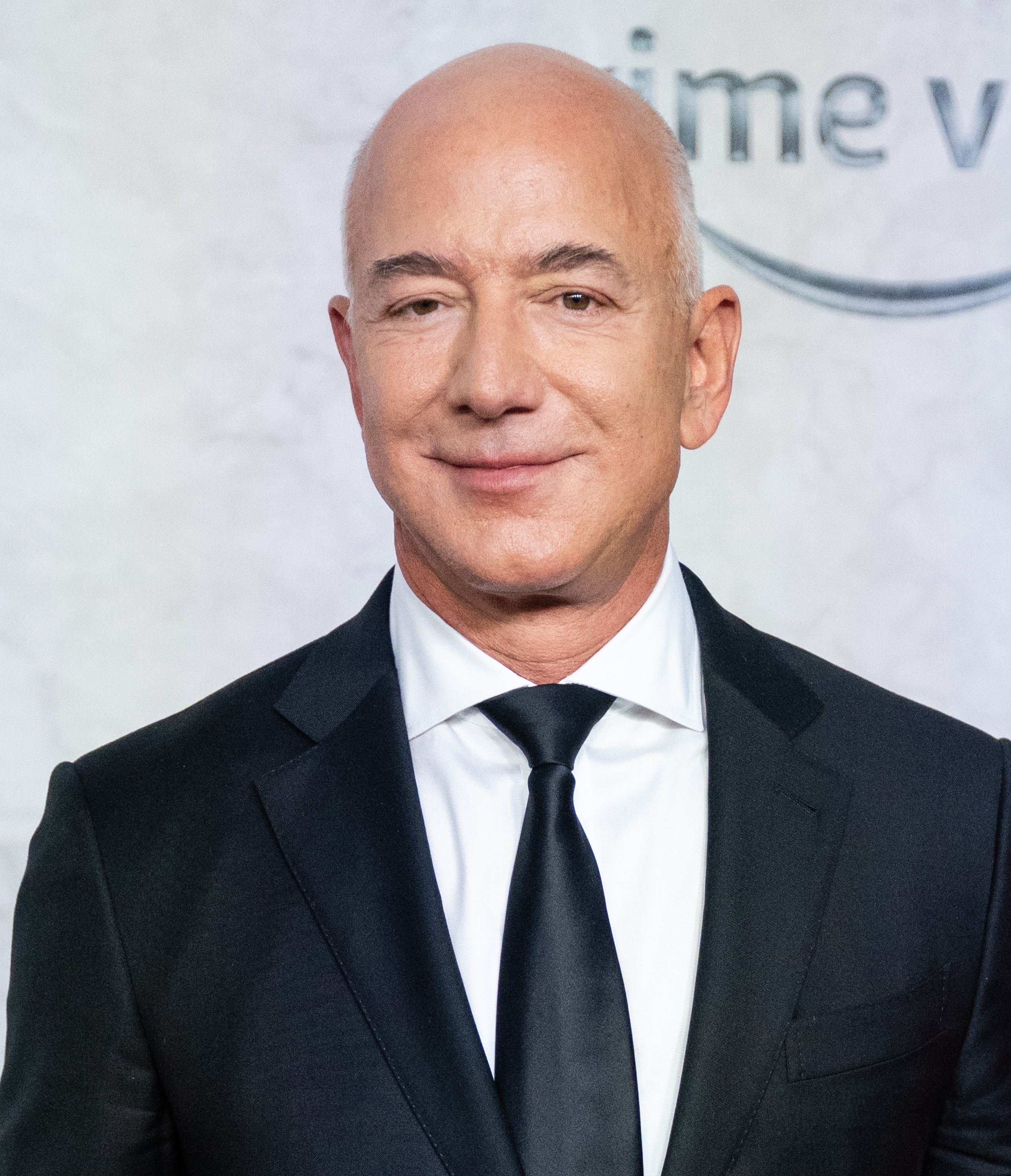 Jeff Bezos: Biography, Amazon Founder, Blue Origin Founder