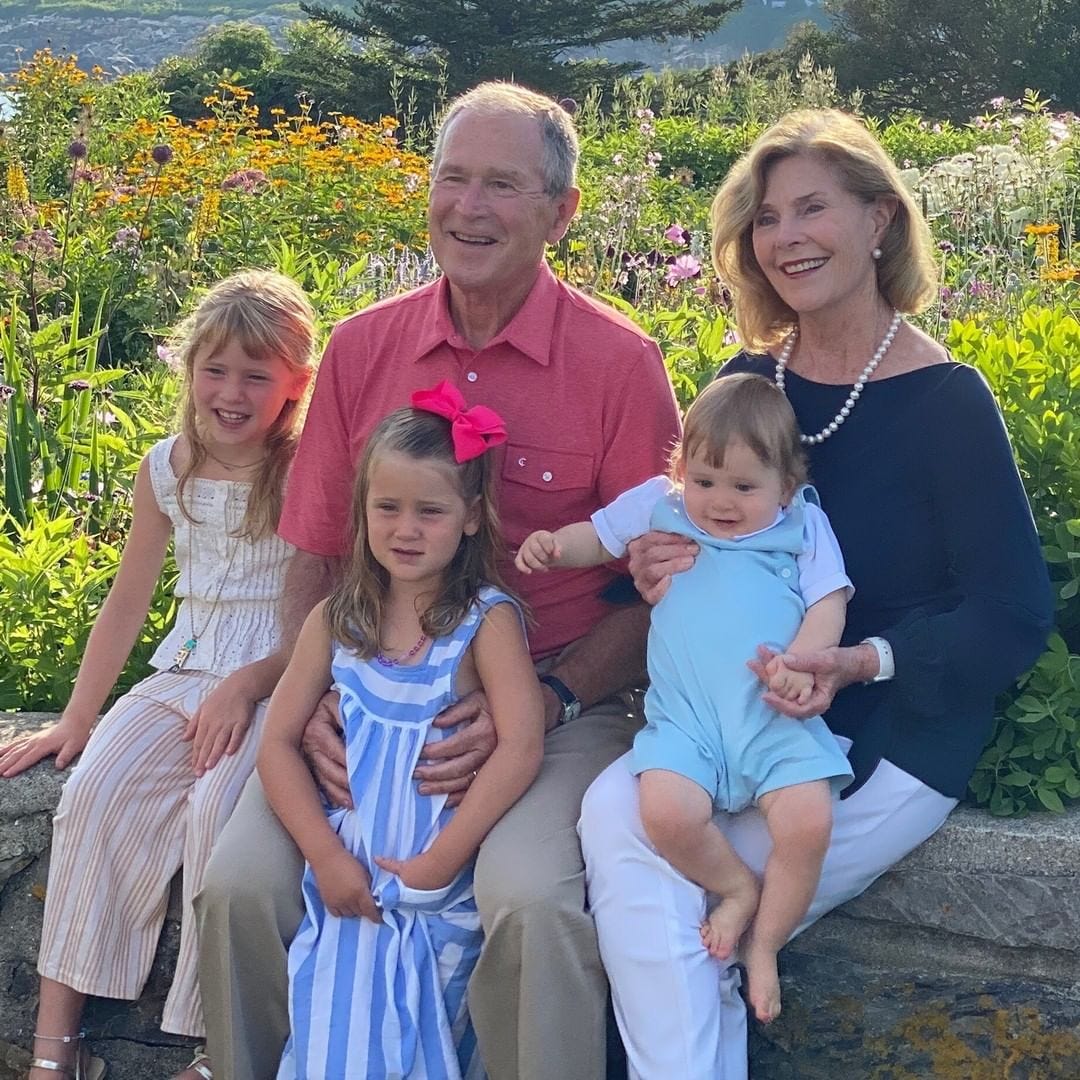 Jenna Bush Hager Shares New Family Photo With Her Parents After 8 ...