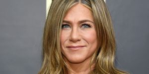 jennifer aniston's topless sideboob photo is a sight to behold